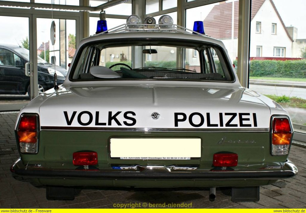 Show me....Retro Police vehicles (pics) Retro Rides